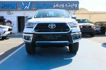 TOYOTA HILUX S-GLX SR5 4x4 - 2.7L Petrol 2023