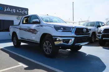 TOYOTA HILUX S-GLX SR5 4x4 - 2.7L Petrol 2023