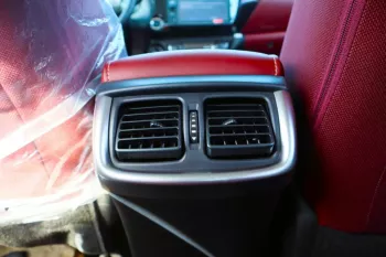 TOYOTA HILUX S-GLX SR5 4x4 - 2.7L Petrol 2023