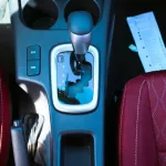 TOYOTA HILUX S-GLX SR5 4x4 - 2.7L Petrol 2023 - Thumbnail 14