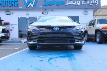 Toyota Camry Hybrid Lumiere 2.5L 2023 40th Anniversary GCC