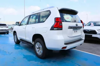 Toyota Land Cruiser Prado 2023 2.7L TXL (4 doors)