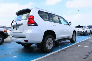 Toyota Land Cruiser Prado 2023 2.7L TXL (4 doors)