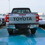 TOYOTA HILUX S-GLX SR5 4x4 - 2.7L Petrol 2023 - Thumbnail 3