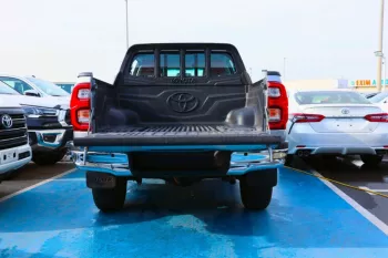 TOYOTA HILUX S-GLX SR5 4x4 - 2.7L Petrol 2023