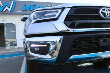 TOYOTA HILUX S-GLX SR5 4x4 - 2.7L Petrol 2023