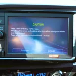 TOYOTA HILUX S-GLX SR5 4x4 - 2.7L Petrol 2023 - Thumbnail 11