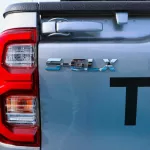TOYOTA HILUX S-GLX SR5 4x4 - 2.7L Petrol 2023 - Thumbnail 22