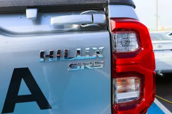TOYOTA HILUX S-GLX SR5 4x4 - 2.7L Petrol 2023