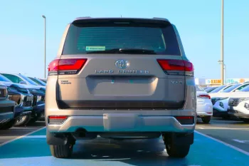TOYOTA LAND CRUISER VXR TWIN TURBO 3.5L 2022