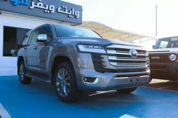 TOYOTA LAND CRUISER VXR TWIN TURBO 3.5L 2022