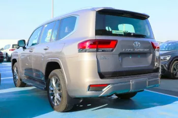 TOYOTA LAND CRUISER VXR TWIN TURBO 3.5L 2022