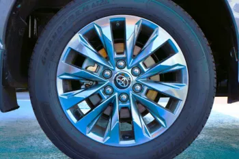 TOYOTA LAND CRUISER VXR TWIN TURBO 3.5L 2022