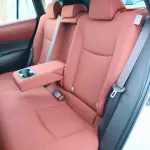 Toyota Corolla Cross 1.8 petrol Hybrid 2023 4X2 FWD - Thumbnail 12