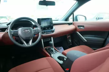 Toyota Corolla Cross 1.8 petrol Hybrid 2023 4X2 FWD