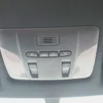 Toyota Corolla Cross 1.8 petrol Hybrid 2023 4X2 FWD - Thumbnail 23