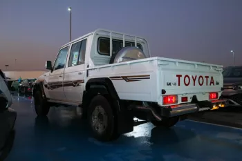 Toyota Land Cruiser Pickup Double Cabin 4.0L 2022