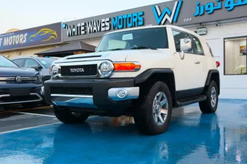 TOYOTA FJ CRUISER 4.0L WHITE COLOR 2022