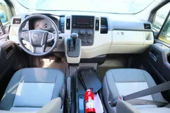 TOYOTA HIACE 3.5L HIROOF BUS D4-S V6 MODEL 2022