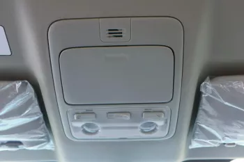 TOYOTA HIACE 3.5L HIROOF BUS D4-S V6 MODEL 2022