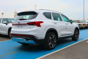 Hyundai Santafe - 2023 - 3.5L - 6 cylinder - full option