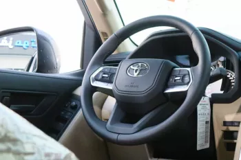 TOYOTA LAND CRUISER G.X.R 3.5L TWIN TUBO 2023
