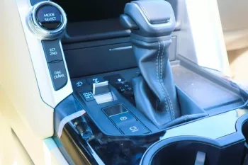 TOYOTA LAND CRUISER G.X.R 3.5L TWIN TUBO 70th 2022