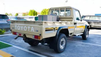 TOYOTA LAND CRUISER LX 4.0 V6 2022 EXPORT PRICE