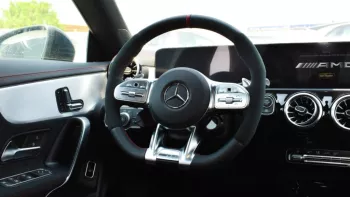 MERCEDES BENZ CLA 35 AMG 2022