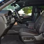 2022 MODEL CHEVROLET SUBURBAN HIGH COUNTRY 6.2L 4X4 AUTOMATIC - Thumbnail 5