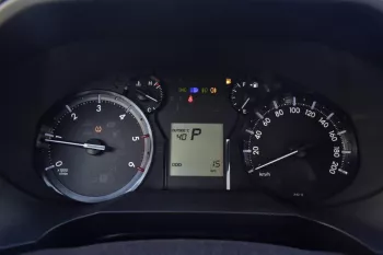 2022 MODEL TOYOTA LAND CRUISER PRADO TX-L 2.8L DIESEL 7 SEAT AUTOMATIC TRANSMISSION