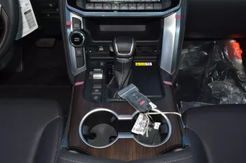 2022 MODEL TOYOTA LAND CRUISER 300 GXR-V V6 3.3L TWIN TURBO AUTOMATIC TRANSMISSION