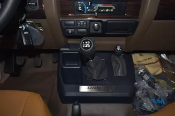 2022 MODEL TOYOTA LAND CRUISER 79 DOUBLE CAB PICKUP V8 4.5L TURBO DIESEL 4WD MANUAL TRANSMISSION – 70th ANNIVERSARY EDITION