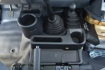 2022 MODEL TOYOTA LAND CRUISER 79 SINGLE CAB PICKUP LX-V V6 4.0L PETROL 4WD MANUAL TRANSMISSION
