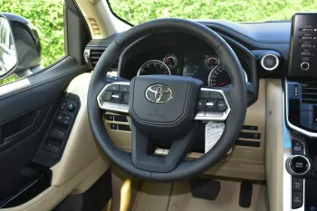 2022 MODEL TOYOTA LAND CRUISER 300 GX-R V6 3.5L TWIN TURBO AUTOMATIC TRANSMISSION