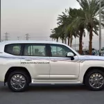 2022 MODEL TOYOTA LAND CRUISER 300 GX-R V6 3.3L AUTOMATIC WITH RADAR CRUISE CONTROL - Thumbnail 2