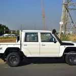 2023 MODEL TOYOTA LAND CRUISER 79 DOUBLE CAB PICKUP LX V8 4.5L TURBO DIESEL 4WD MANUAL TRANSMISSION - Thumbnail 3