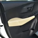 2023 MODEL TOYOTA YARIS E PETROL 1.5L AUTOMATIC - Thumbnail 8