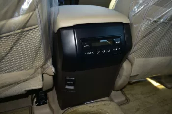2023 MODEL TOYOTA LAND CRUISER PRADO VX 4.0L V6 PETROL 7 SEAT AUTOMATIC TRANSMISSION
