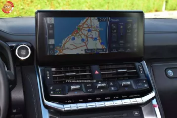 New TOYOTA LAND CRUISER 2022 300 VXR V6 3.3L TWIN TURBO 10 SPEED AUTOMATIC | CAR FOR EXPORT