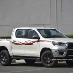 2022 MODEL TOYOTA HILUX DOUBLE CAB PICKUP GLXS 2.7L PETROL 4WD AUTOMATIC - Thumbnail 1