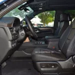 2022 MODEL CHEVROLET SUBURBAN HIGH COUNTRY 6.2L 4X4 AUTOMATIC - Thumbnail 5