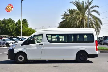2023 MODEL TOYOTA HIACE HIGH ROOF DX 2.8L DIESEL 13 SEATER MANUAL TRANSMISSION