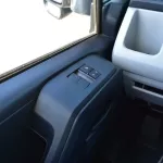 2023 MODEL TOYOTA HIACE HIGH ROOF DX 2.8L DIESEL 13 SEATER MANUAL TRANSMISSION - Thumbnail 9
