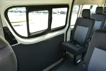 2023 MODEL TOYOTA HIACE HIGH ROOF DX 2.8L DIESEL 13 SEATER MANUAL TRANSMISSION