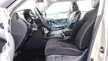 Nissan Patrol SE V6 Rose Gold Inside Black 2022