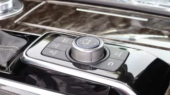 Nissan Patrol SE V6 Rose Gold Inside Black 2022