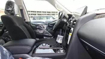 Nissan Patrol SE V6 Rose Gold Inside Black 2022