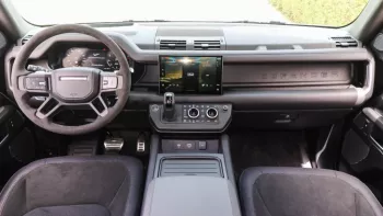 Defender V8 Ltd Edition Black Matt Inside Black 2023