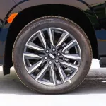 Cadillac Escalade 600 Sport Platinum Black Inside Beige 2022 - Thumbnail 4